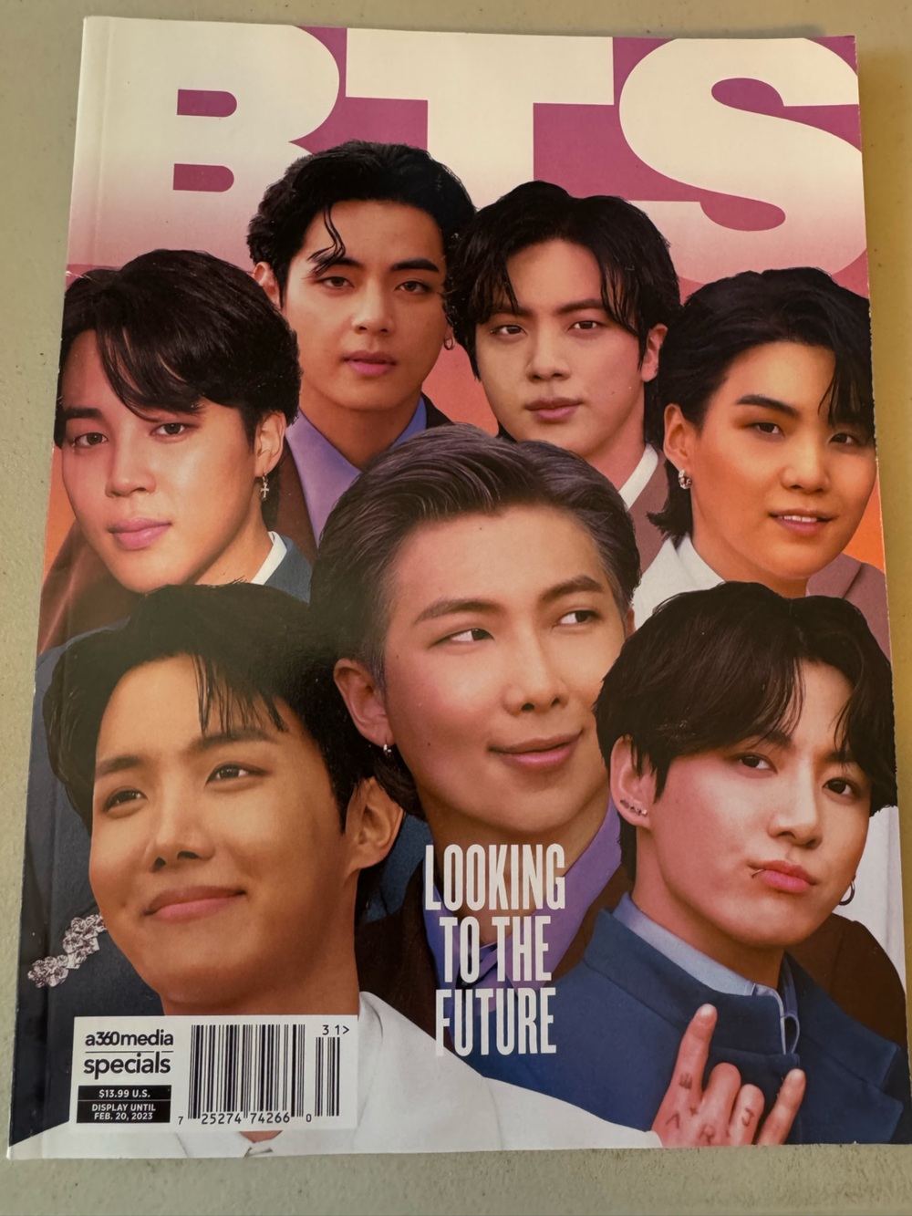 BTS, All about the Band. Follow there dreams. Magazine.